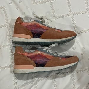 Inkkas Sneakers